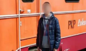 Dominik wpadł pod pociąg, gdy pomagał. 17-latek opuścił szpital