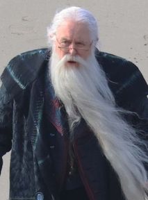Tak wygląda nowy Dumbledore. Zdjęcia z planu "Harry'ego Pottera"