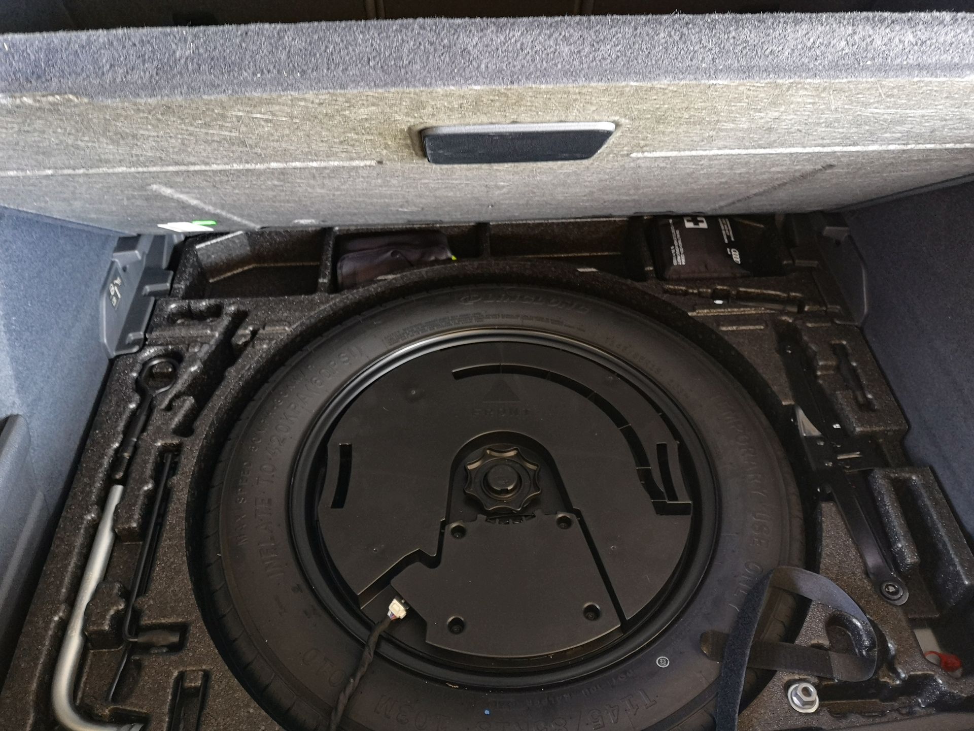 Audi Q3 Sportback: kamery 360 stopni, system Audi Pre sense basic & 360° i audio Bang & Olufsen 15