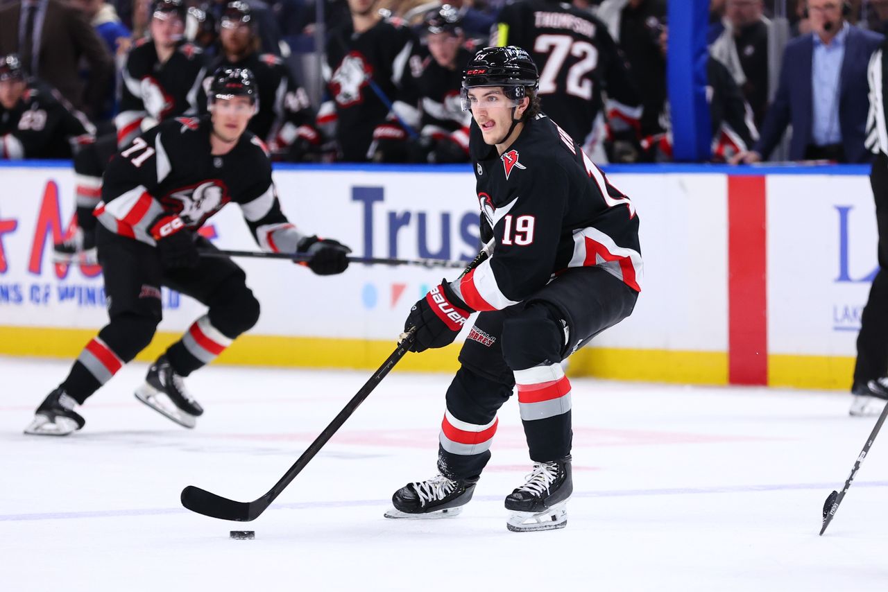 Buffalo Sabres świętują dziesiąte zwycięstwo z rzędu w NHL