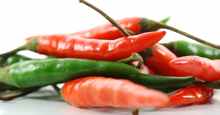 Zobacz, co się dzieje w organizmie po zjedzeniu papryczki chilli (WIDEO)