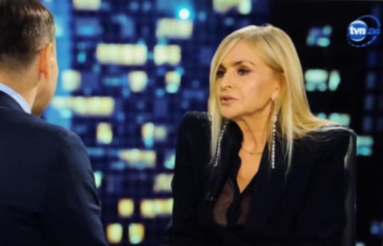 Olejnik spytała Sikorskiego o pochodzenie żony. Skargi do KRRiT