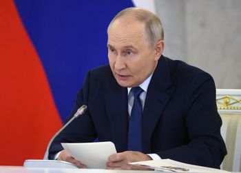 Putin spotka się z Trumpem i Zełenskim? Kreml stawia sprawę jasno