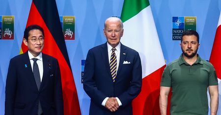 USA porzucają Ukrainę? Jest ratunek dla Kijowa. Miliardy z Dalekiego Wschodu