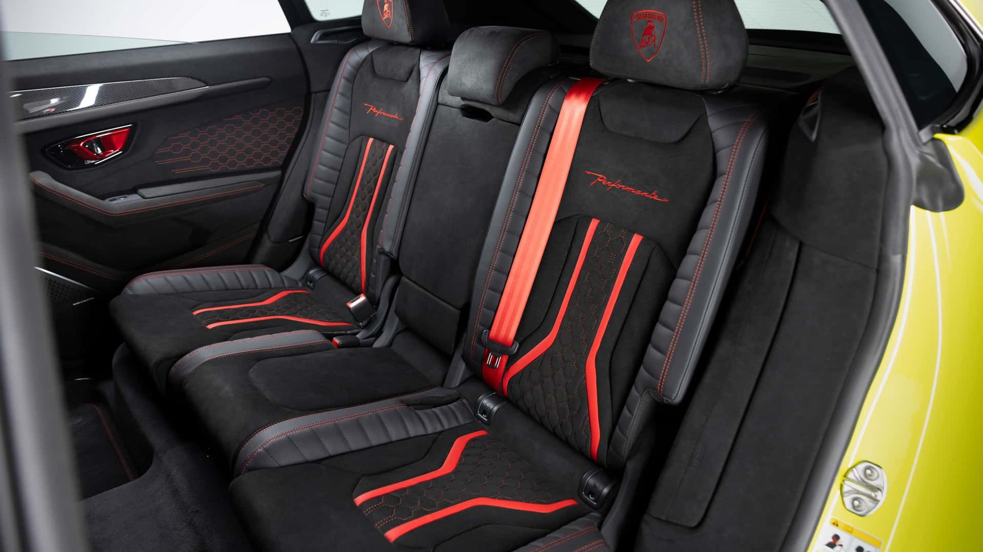 Lamborghini Urus SE Performante