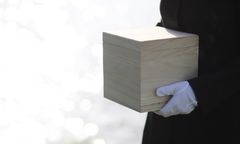 Watykan wydał dokument. Nowe metody przechowywania prochów zmarłych