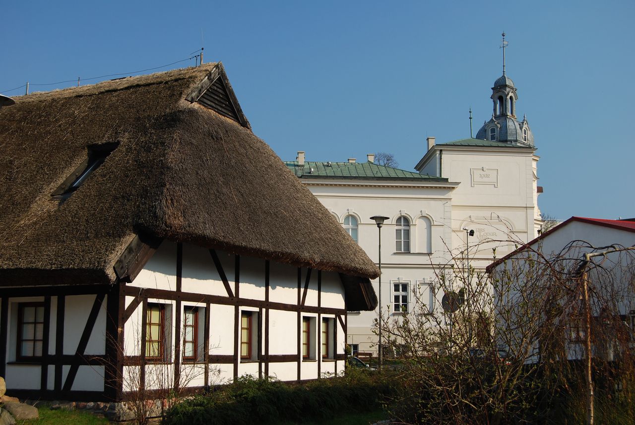 Zagroda Jamno i Muzeum w tle, Koszalin 