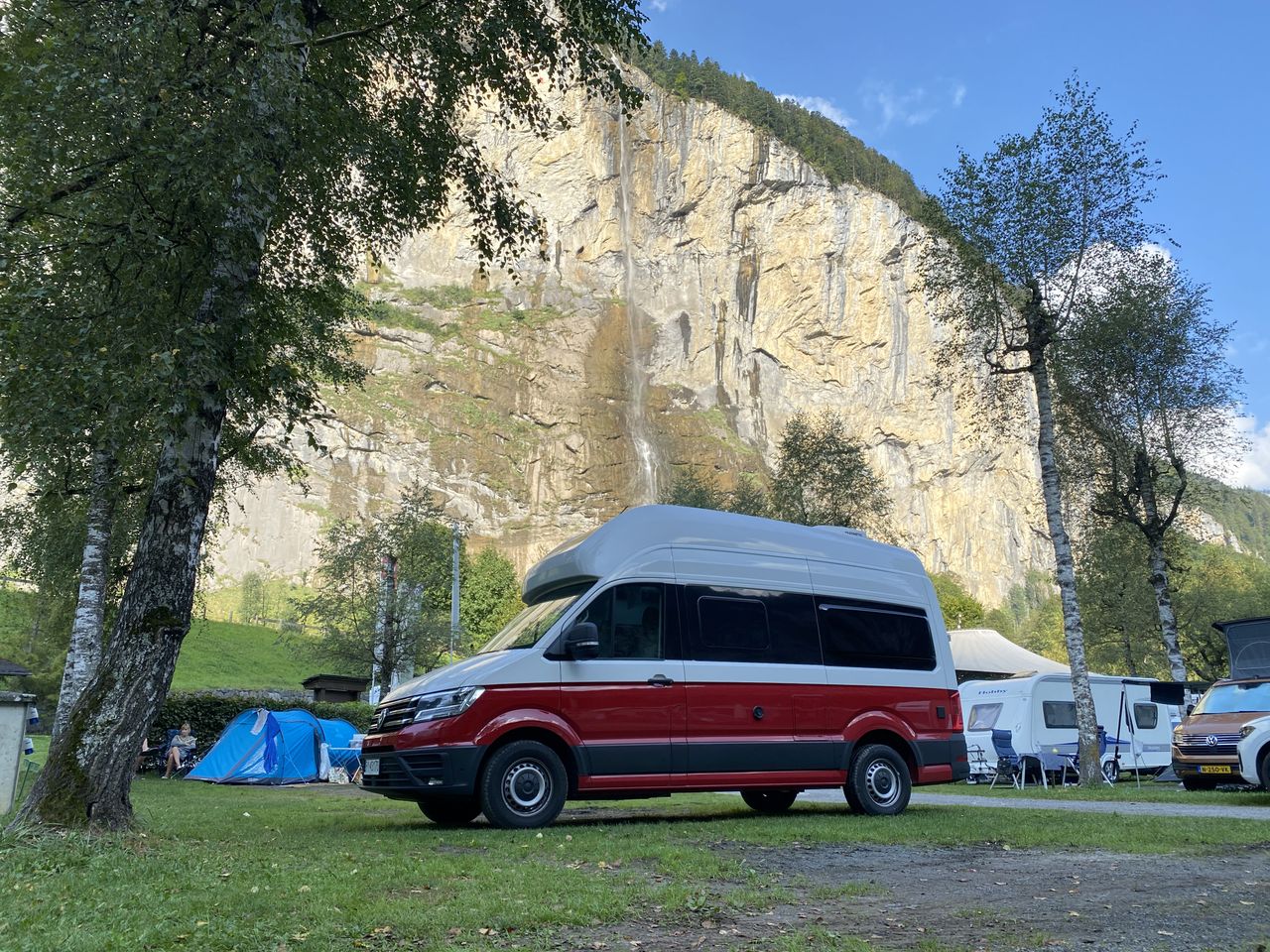 Podróż kamperem po Szwajcarii – dolina Lauterbrunnen