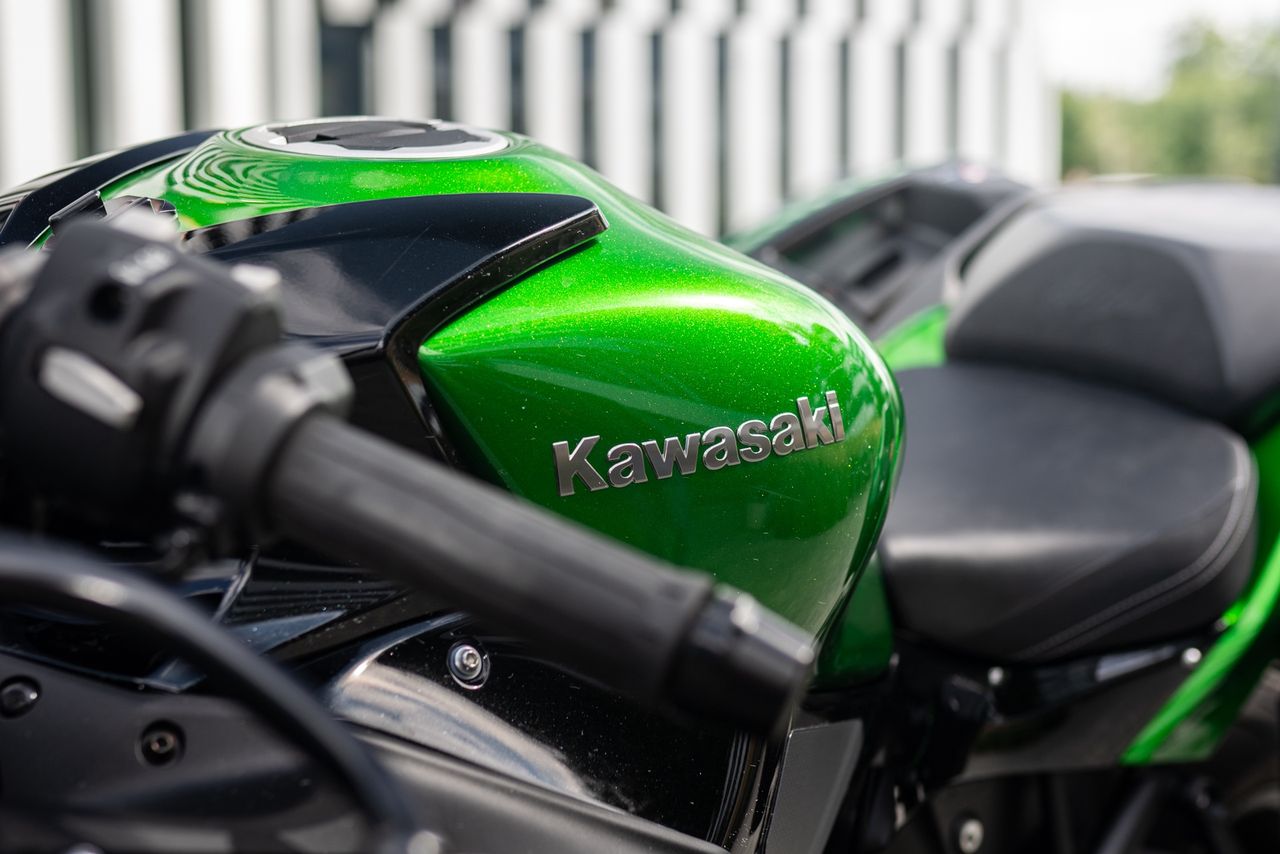 Kawasaki Ninja H2 SX