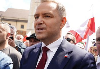 Godna Emerytura - jak ma działać program prezydenta Karola Nawrockiego?