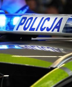 Wzbił się w powietrze. Samochód przeleciał nad rondem