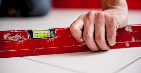 Aplikacja dnia: Poziomica, Pion, Level tool
