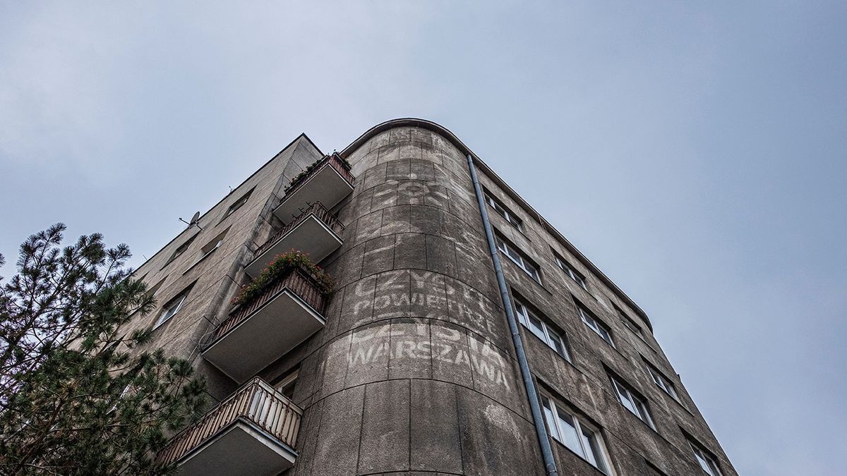 "Wodny mural" pokazał, jak bardzo zanieczyszczona jest Warszawa 1