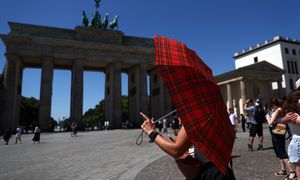 Skwar w Europie. Padają rekordy temperatur. Wydano czerwone alerty