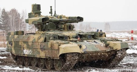 BMPT Terminator w walce. Wideo pokazuje użycie rosyjskiej broni w starciu z czołgiem