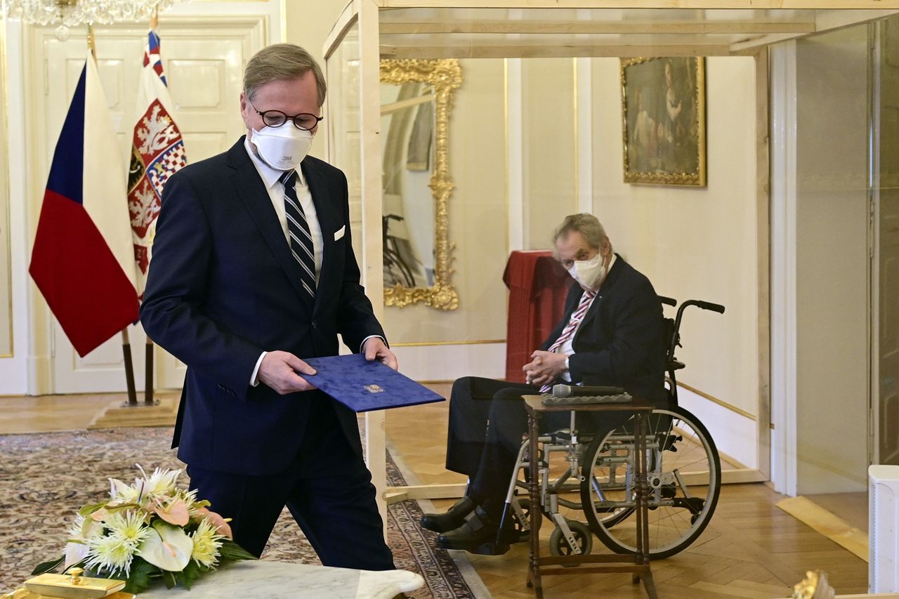 Czechy mają nowego premiera. Nietypowe warunki zaprzysiężenia