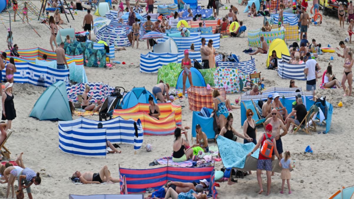 Czy parawany znikną z plaży w Kołobrzegu?