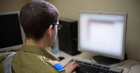 Lepsi ludzie, lepsza technika. Iran eskaluje cyberwojnę z Izraelem