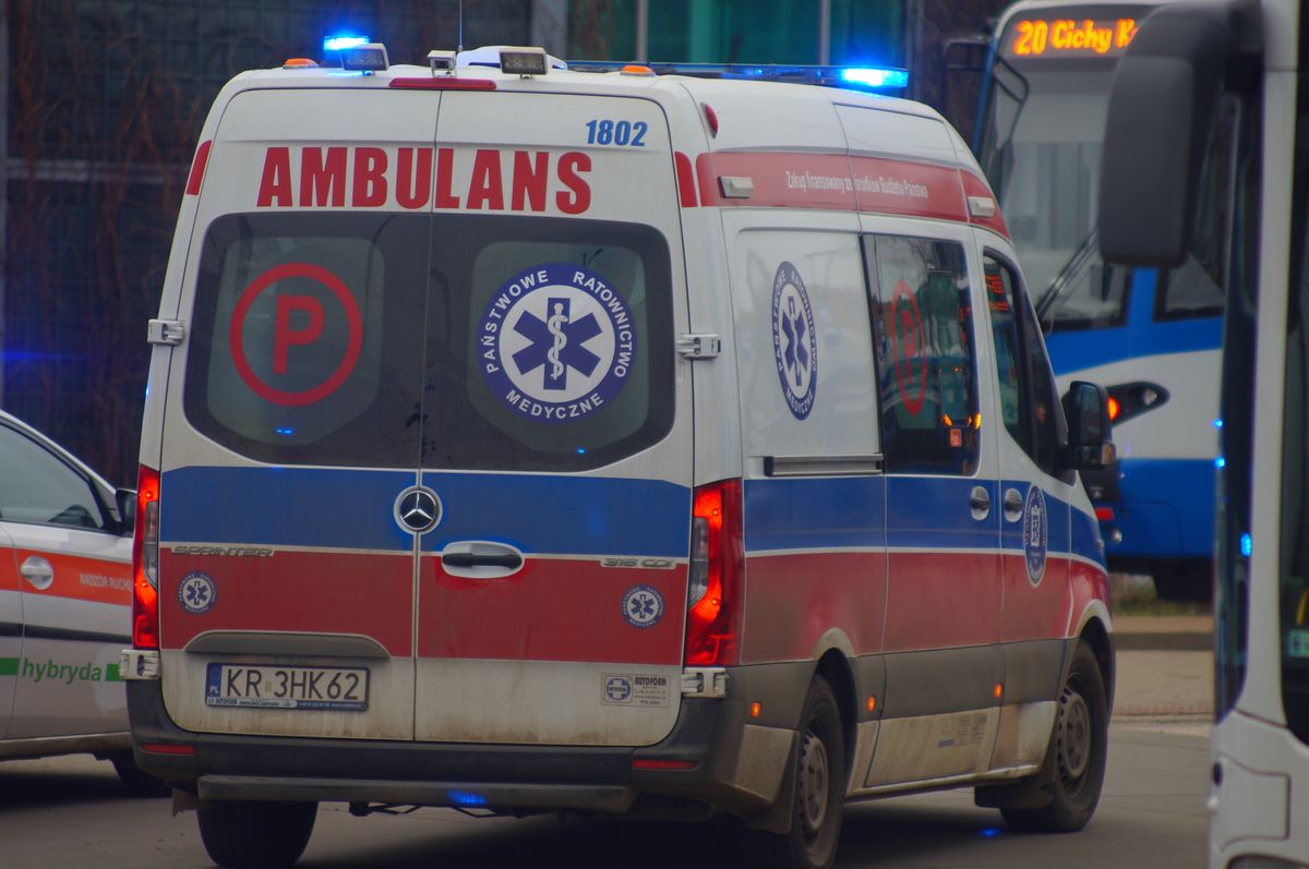 Karetka pogotowie ambulans