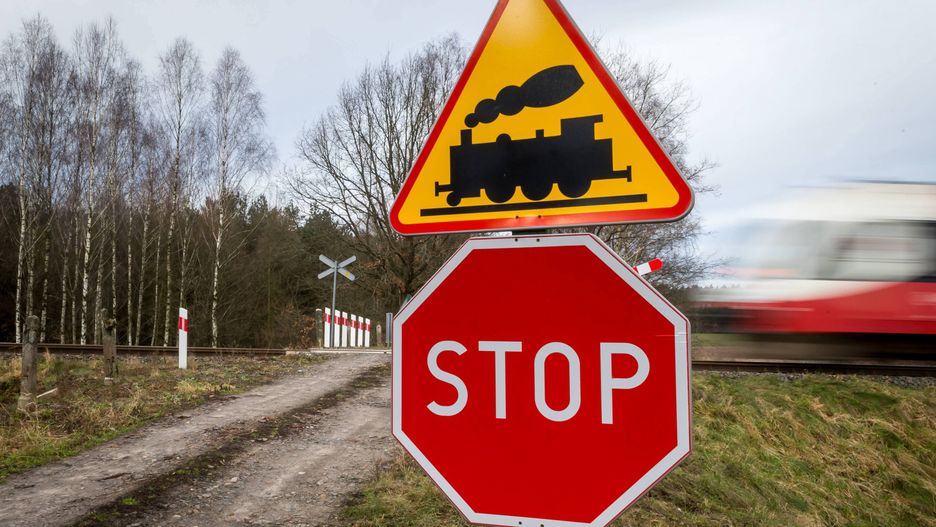 Kamery na przejazdach kolejowych będą automatycznie wystawiać mandaty