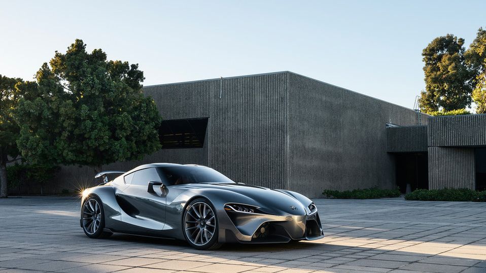 Toyota FT-1 - ubiegłoroczne stadium koncepcyjne