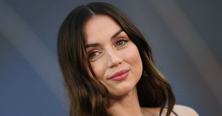 Ana de Armas uciekła z Los Angeles po związku z Affleckiem. Podaje powód