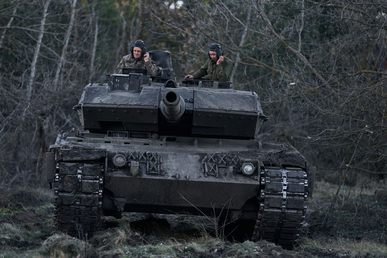 Ukraińskie czołgi Leopard 2. Niemcy nie dają rady z ich remontami na Litwie