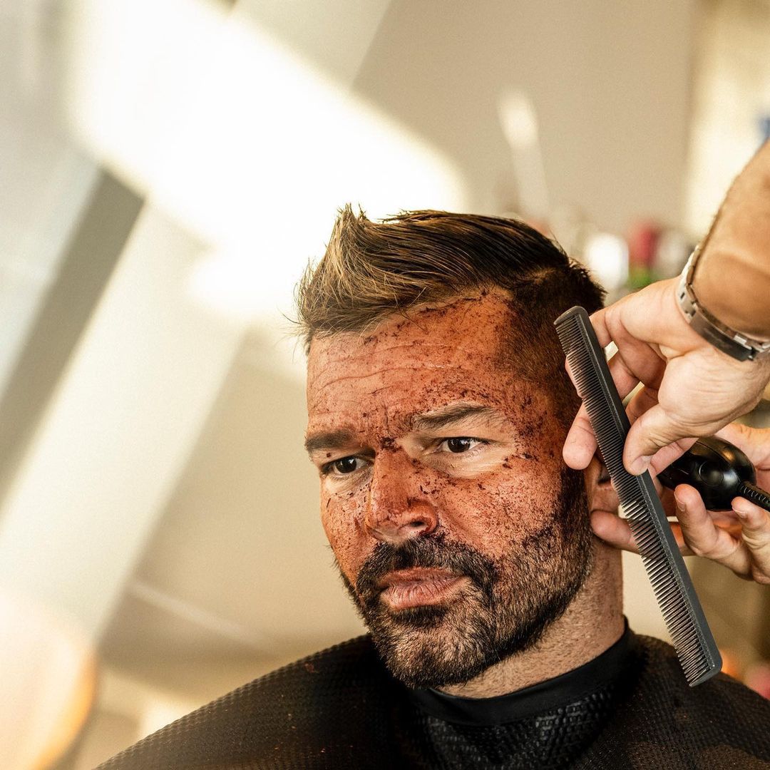Ricky Martin u fryzjera