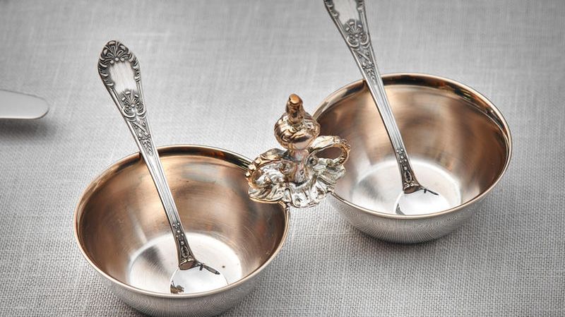 Marka Hefra powstała z połaczenia dwóch fabryk. Starsza z nich, należaca do braci Fragetów, została otwarta w 1824 r.