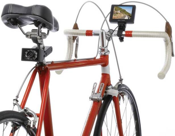 Przydatny gadżet dla rowerzystów - kamera w roli wstecznego lusterka