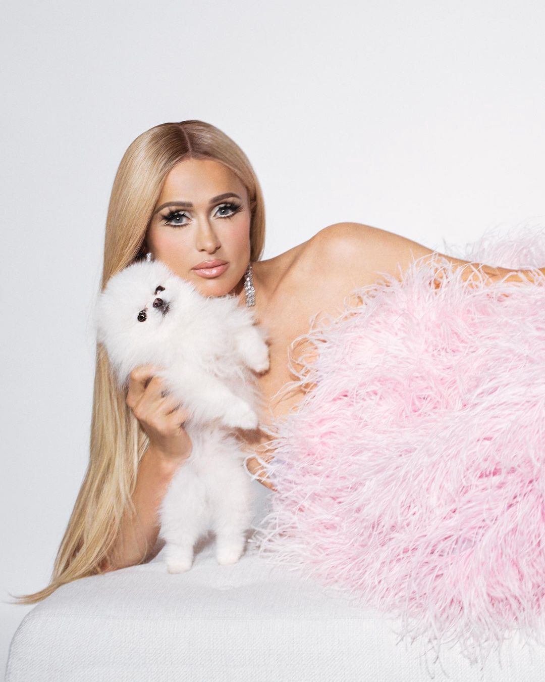 Instagram/parishilton