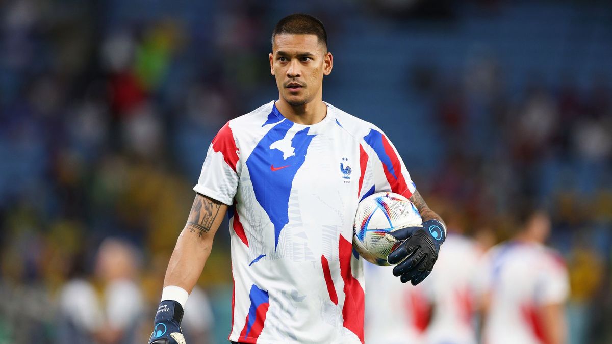 Alphonse Areola