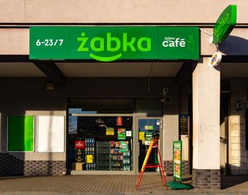 Francuzi o fenomenie Żabki. "Format z przyszłością"