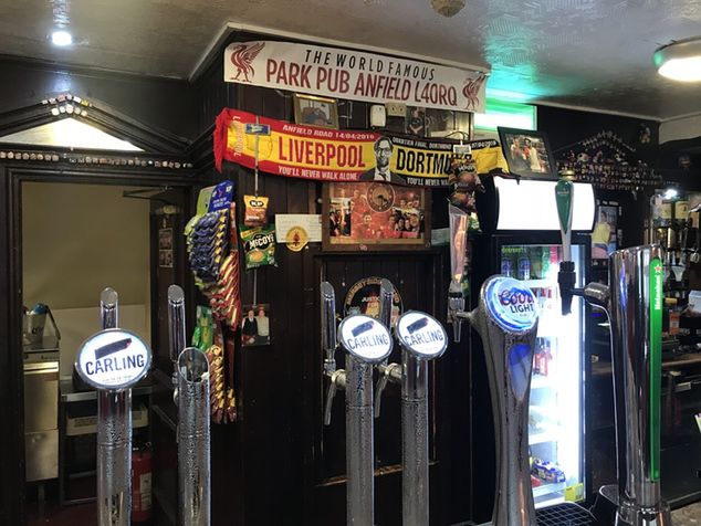 Klopp łączy dwa kluby: Liverpool i Borussię Dortmund, gdzie pracował w latach 2008-15