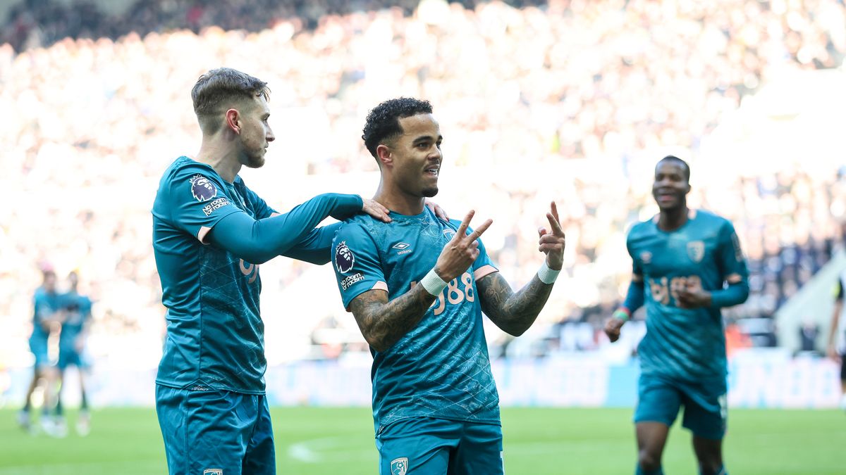 Getty Images /  Robin Jones - AFC Bournemouth / Na zdjęciu: Justin Kluivert uciszył St. James' Park