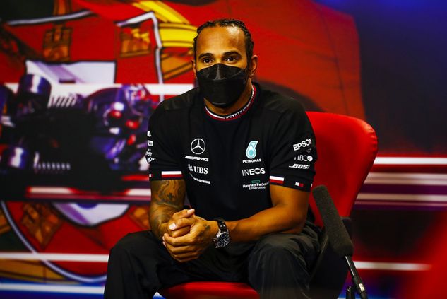 Lewis Hamilton milczy od GP Abu Zabi