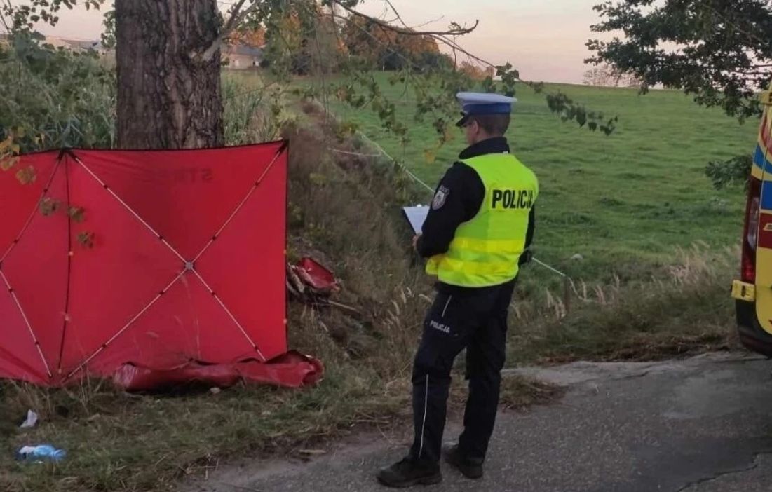Tragedia w Lubelskim. 23-latek uderzył quadem w drzewo