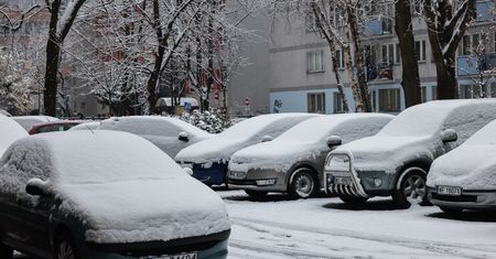 Śnieżyca uderzyła w Polsce. Nawet wojsko pokazuje, co się dzieje
