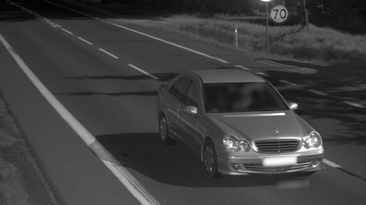 2 z 12 nowych fotoradarów już rozpoczęło pracę