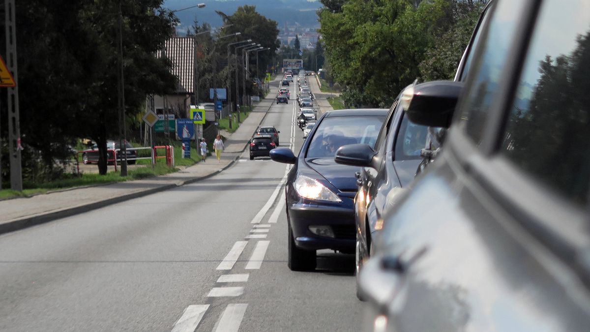 Korek na Zakopiance w Nowym Targu
