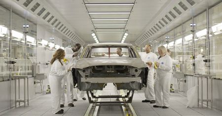 Volvo zwiększa produkcję w USA. W planach nowa hybryda