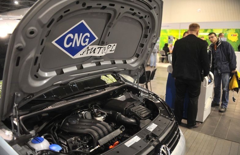 Paliwa CNG i LNG zostaną objęte akcyzą o stawce 0 proc.
