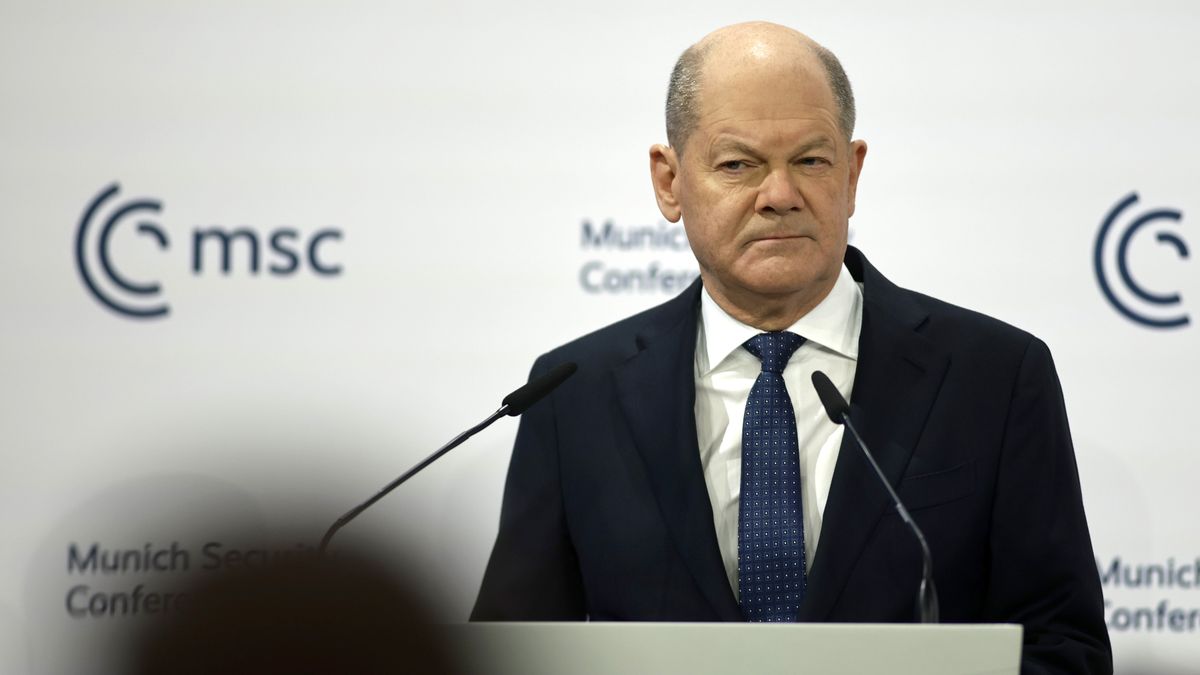 MUNICH, GERMANY - FEBRUARY 15: German chancellor Olaf Scholz speaks at the 61st Munich Security Conference on February 15, 2025 in Munich, Germany. International defence and security leaders from around the world are gathering for the February 14-16 conference. (Photo by Johannes Simon/Getty Images)