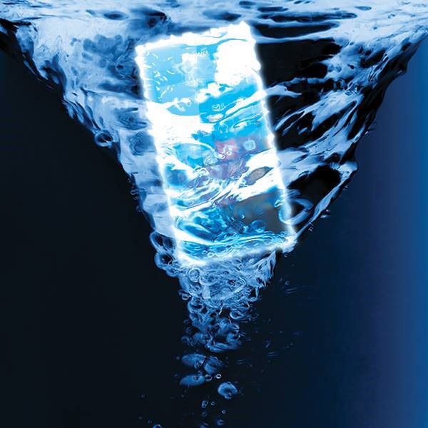 W skrócie: Galaxy S4 Zoom na wideo; 6,4-calowa Xperia ZU na zdjęciu; wodoodporny Huawei Ascend W2 3