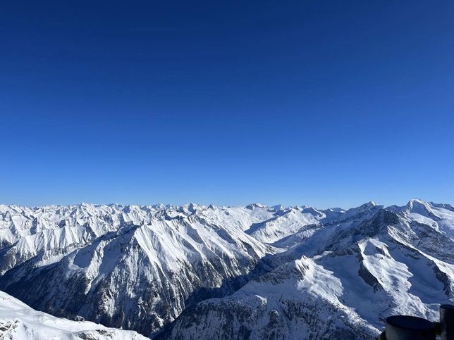 Widok na Alpy z lodowca Hintertux 