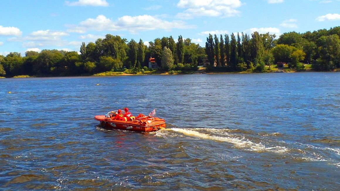 Służby wydobyły z rzeki ciało 19-latka. Zdj. ilustracyjne 