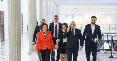 TVP Info wyjaśnia brak polityków PiS na antenie