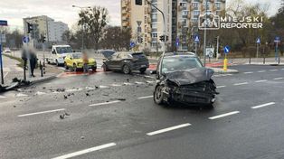 Warszawa: Zderzenie trzech aut na Bielanach. Na miejscu pracują służby