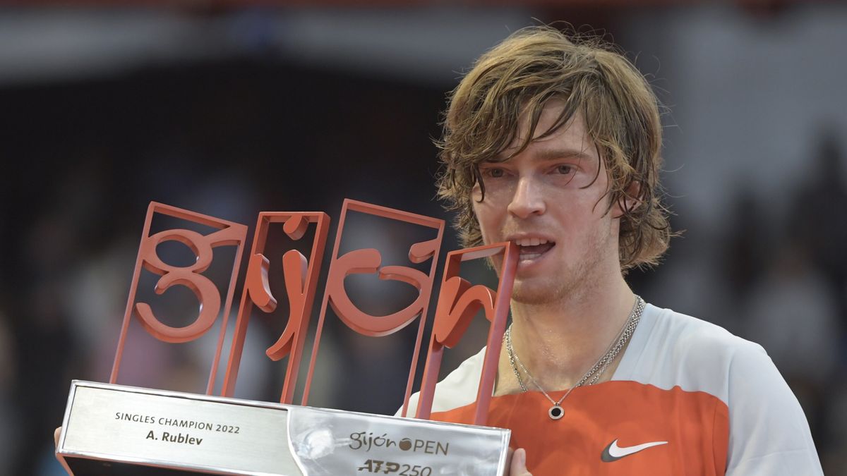 PAP/EPA / Eloy Alonso / Na zdjęciu: Andriej Rublow