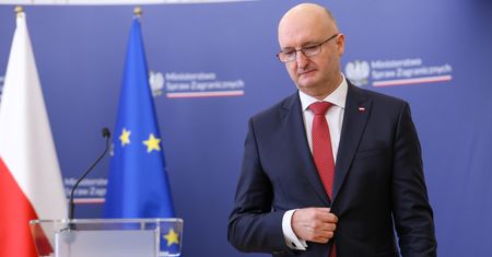 Afera w MSZ. Nowe ustalenia. Wawrzyk i Rau szantażowali prezydenta